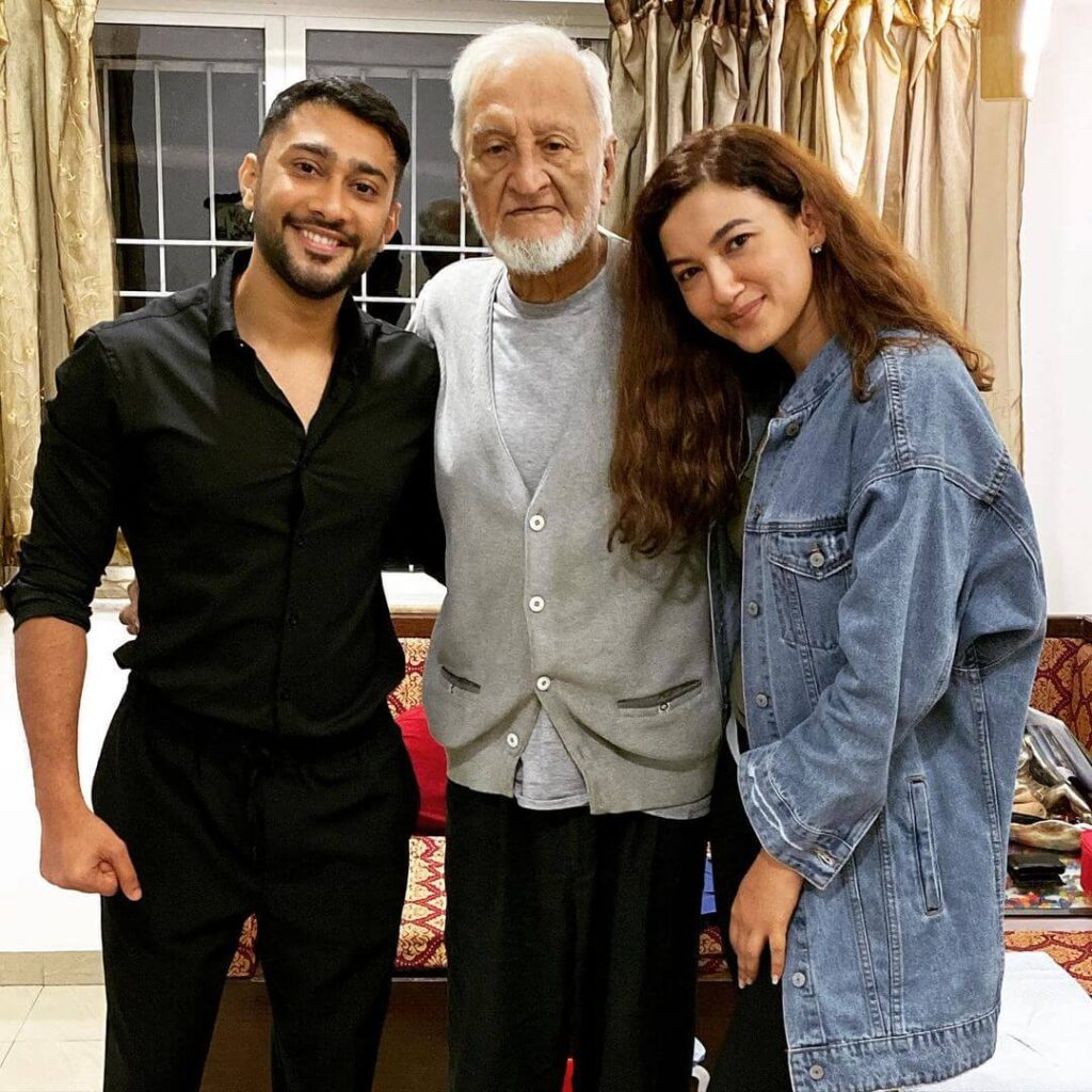 Gauahar Khan with husband and father