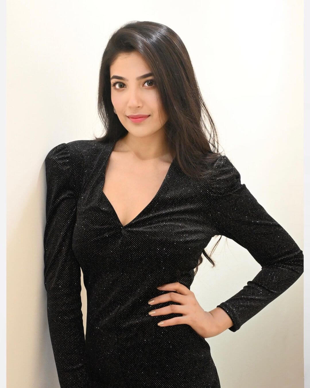 Actress Lahoma Bhattacharya black outfit