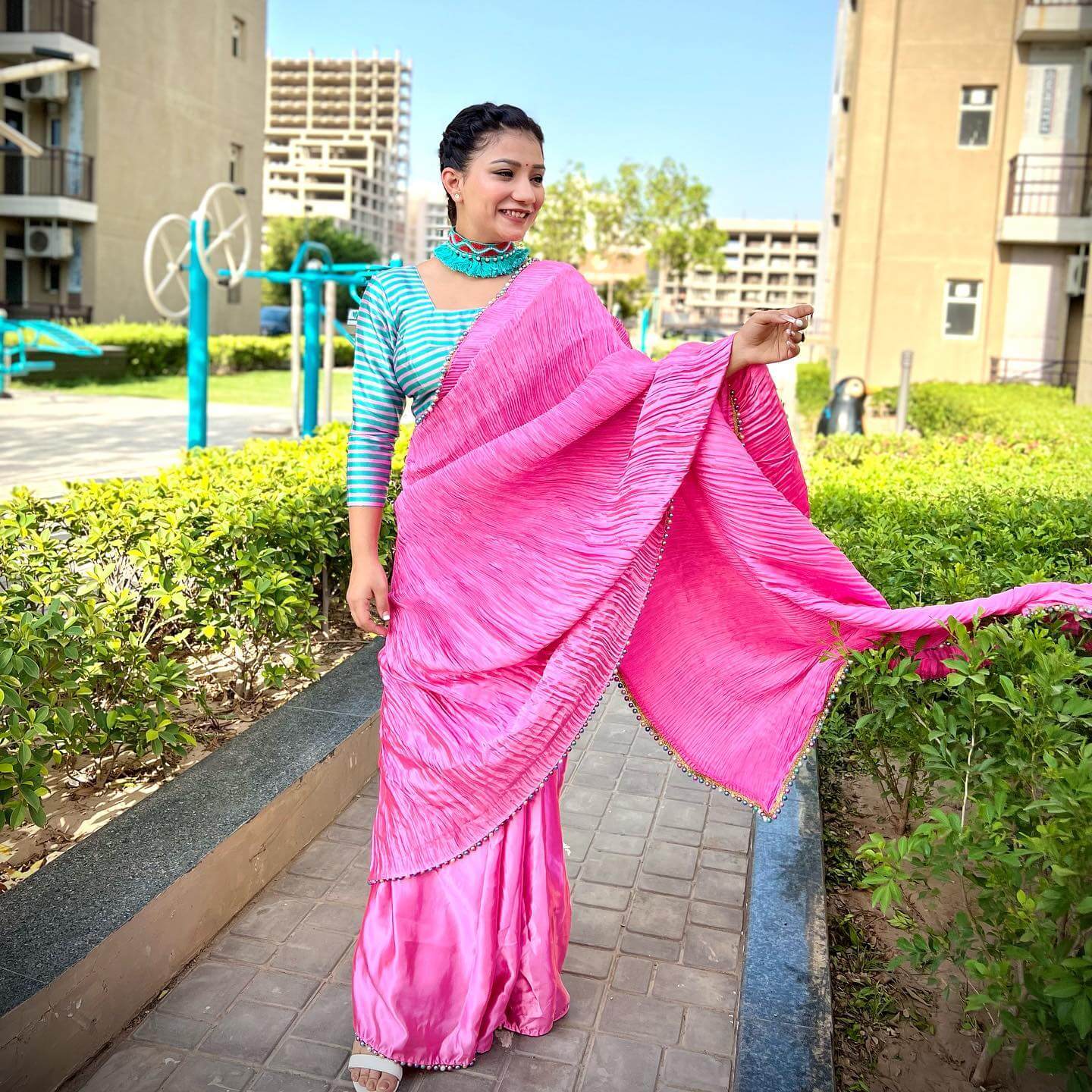 Actress Khushi Choudhary in pink saree