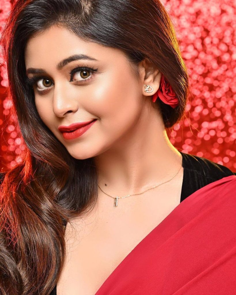 Actress Ritabhari Chakraborty in sexy red sleeveless gown