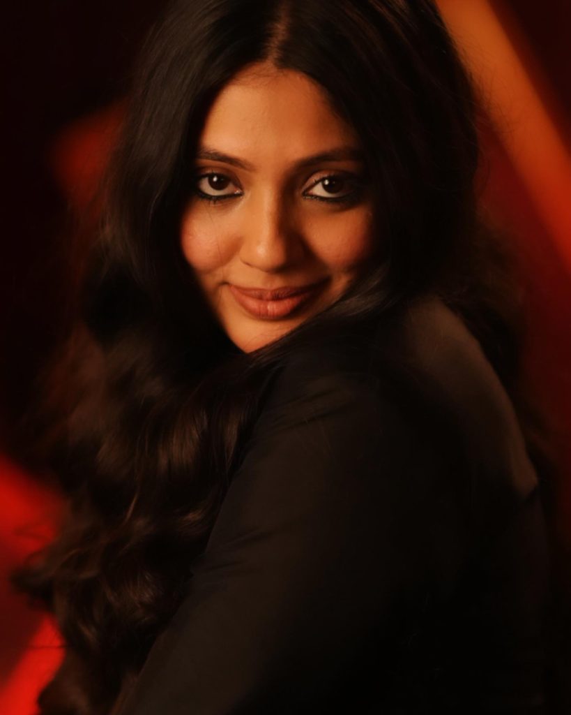 Actress Veena Nandakumar