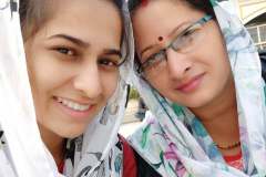 Rutpanna-Aishwarya-with-mother