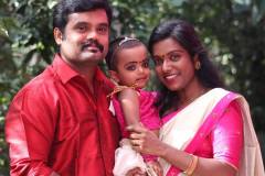 Sanju-Madhu-with-family