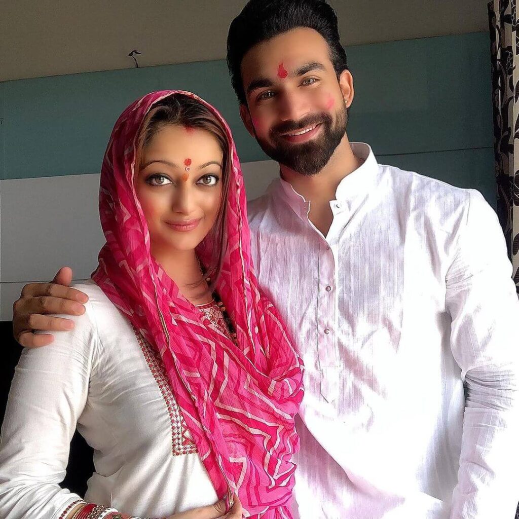 Manasi Naik with husband