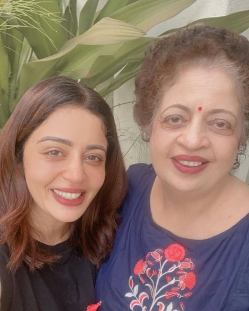 Neha Pendse with mother