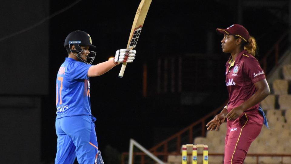 Shafali Verma is the youngest Indian female cricketer who broke Sachin's record
