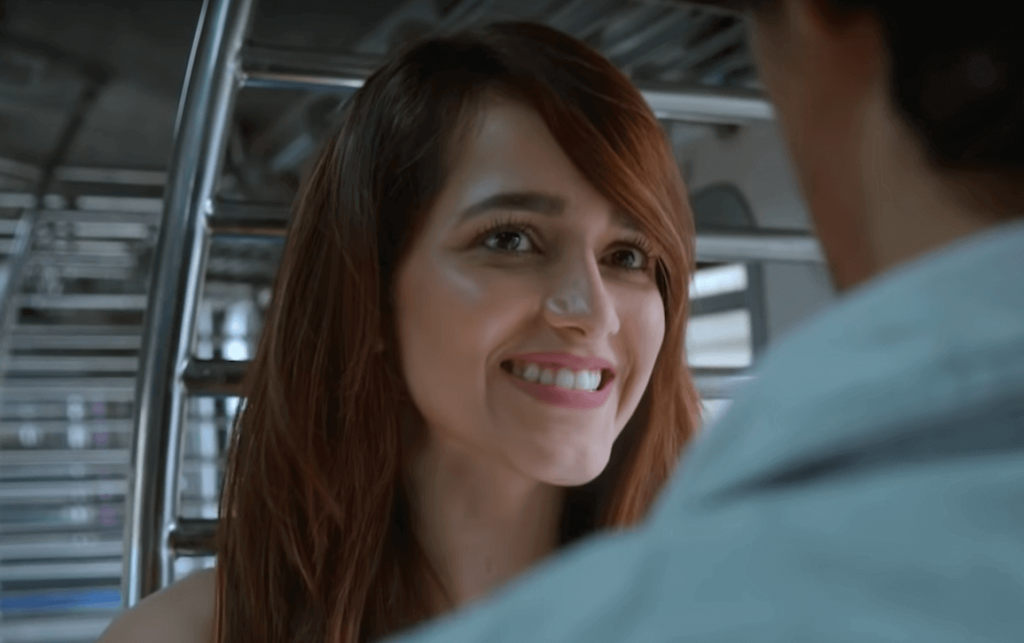 Himani Sharma in Girlfriend Chor Web Series Review (2020) MX Player 