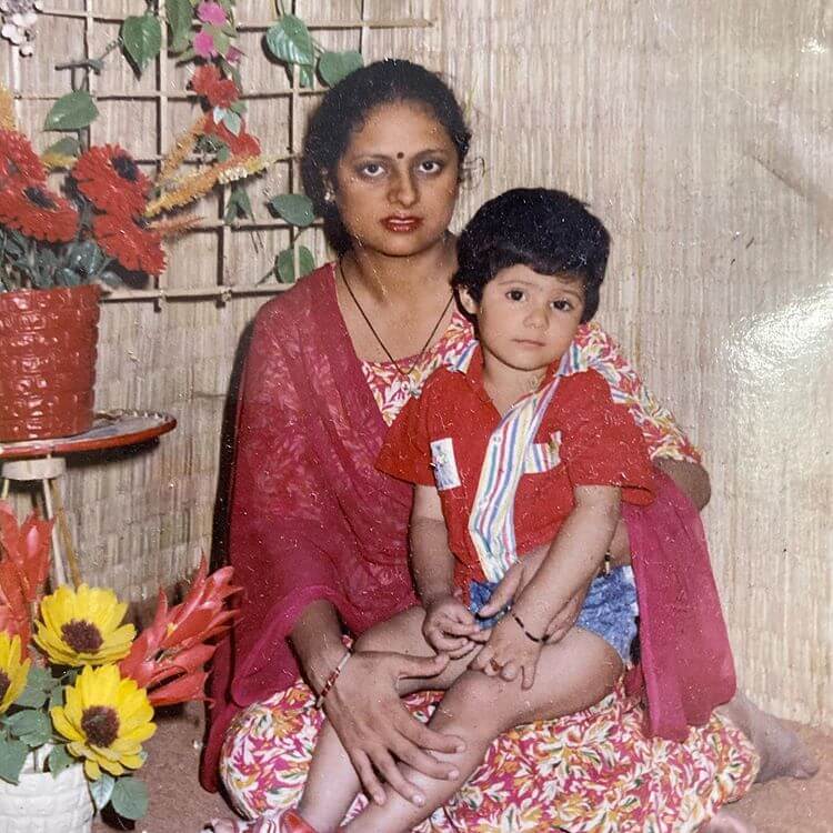 Onima Kashyap with mother
