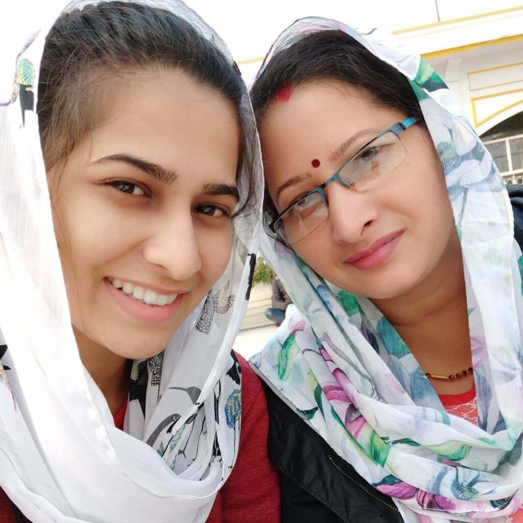 Rutpanna Aishwarya with mother
