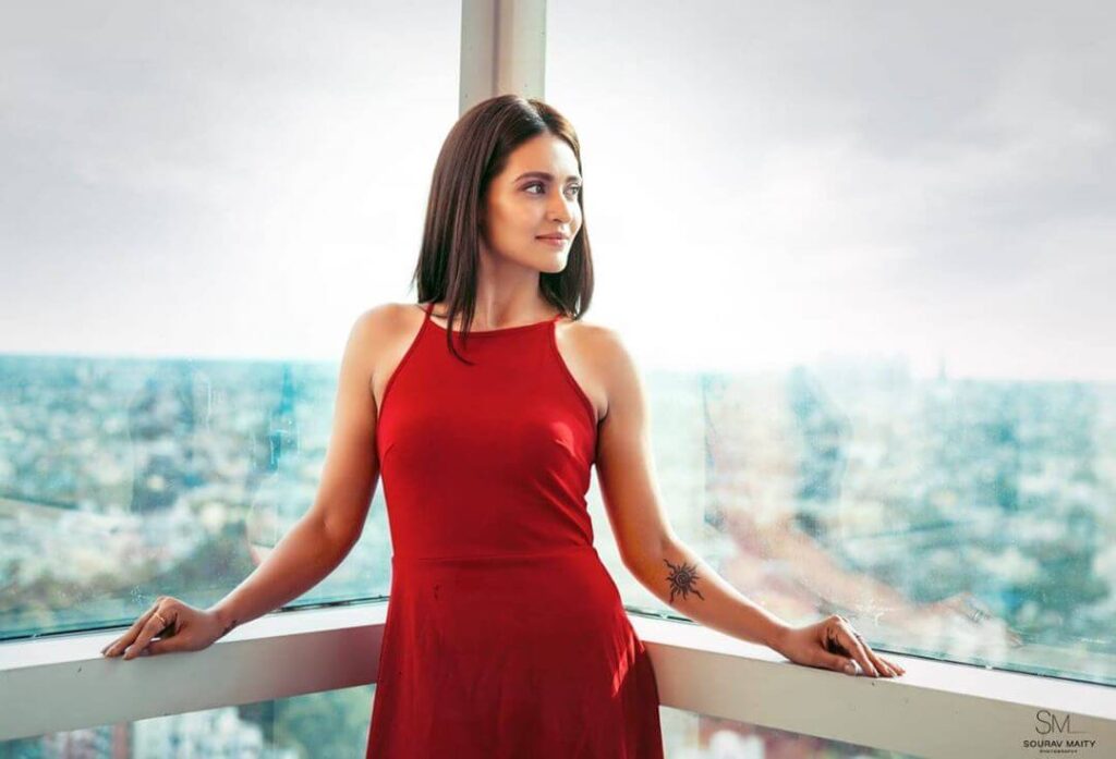 Priyanka Sarkar in Hello Season 3