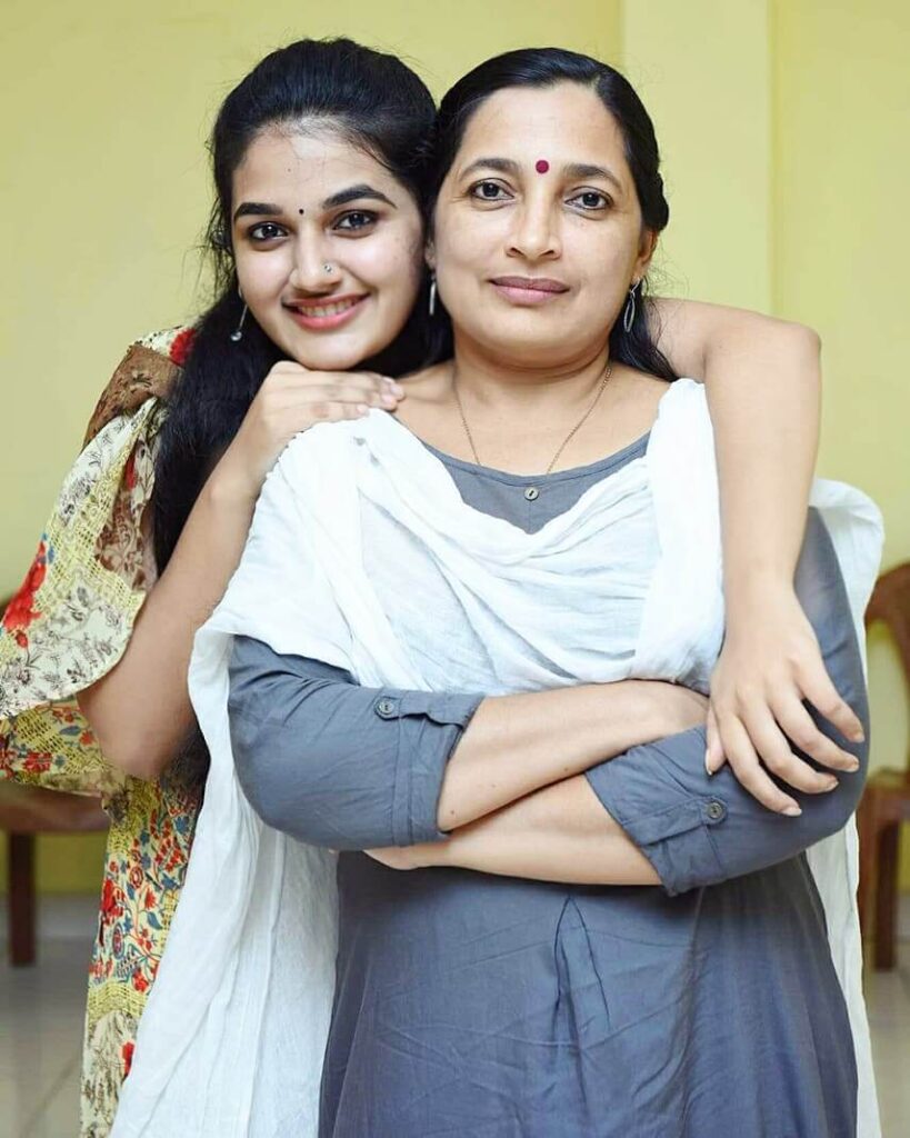 Aparna Janardanan with mother