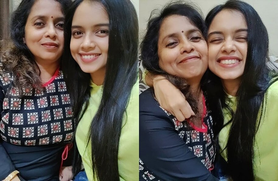 Megha Ray with mother