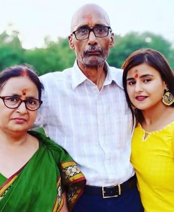 Aakanksha Awasthi with parents
