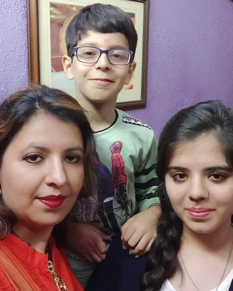 Khyati Singh with family