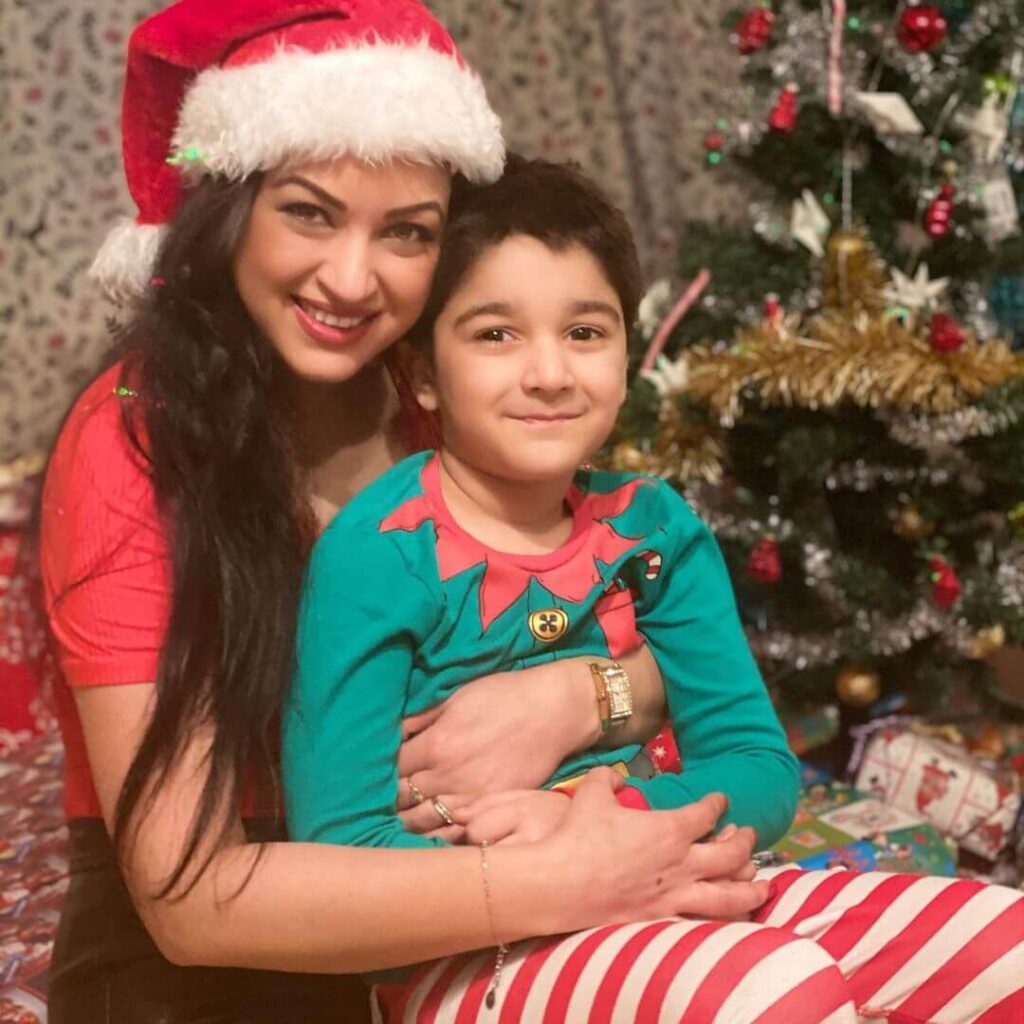 Maryam Zakaria with son