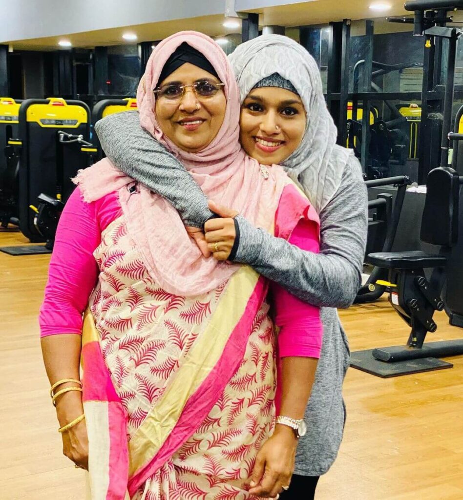 Majiziya Bhanu with mother