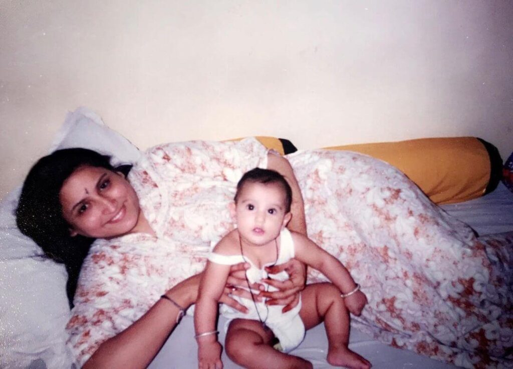 Riya Kishanchandani with mother