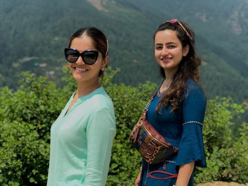 Rubina Dilaik with sister Jyotika