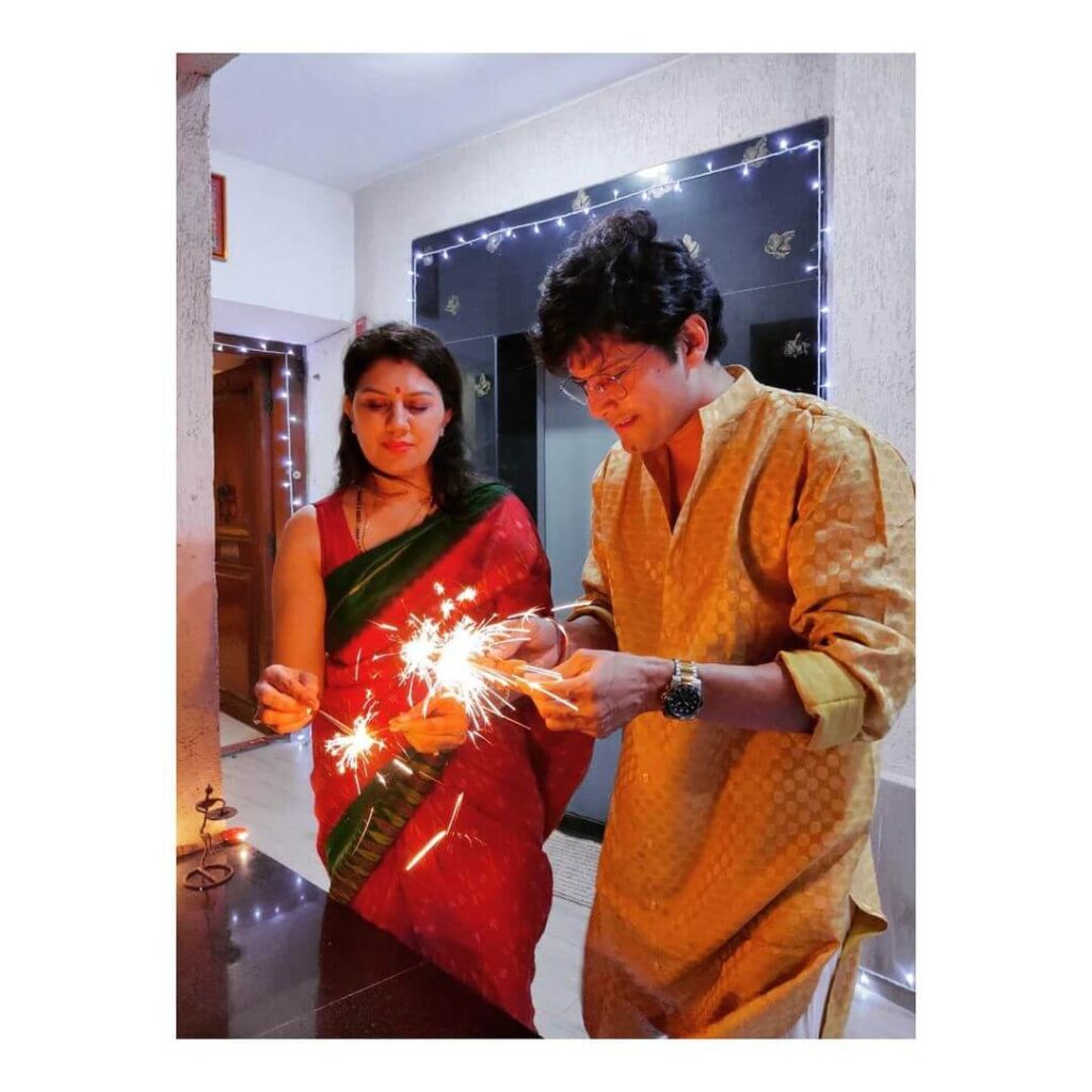 Amar Upadhyay with wife
