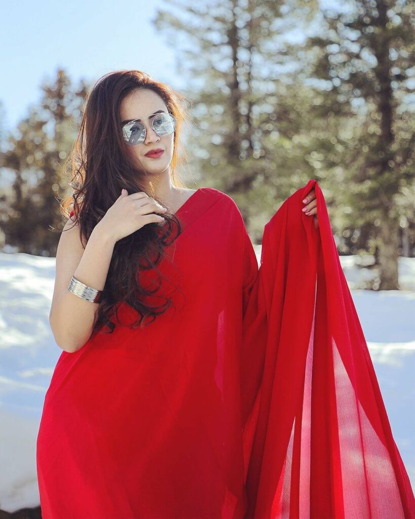 Rashalika Sabharwal in Qatal Music Video