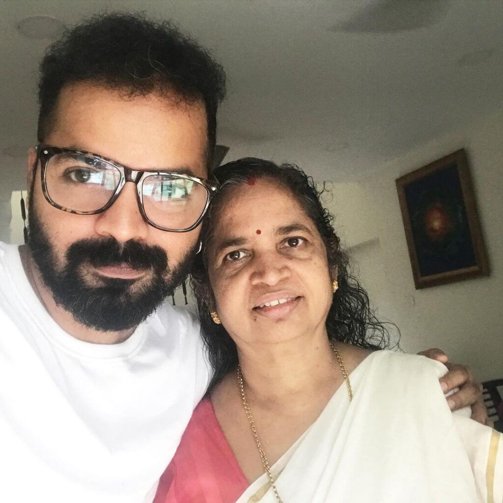 Vinay Forrt with mother