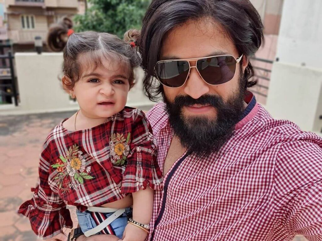 Yash with daughter