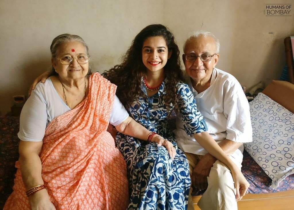 Mithila Palkar with family