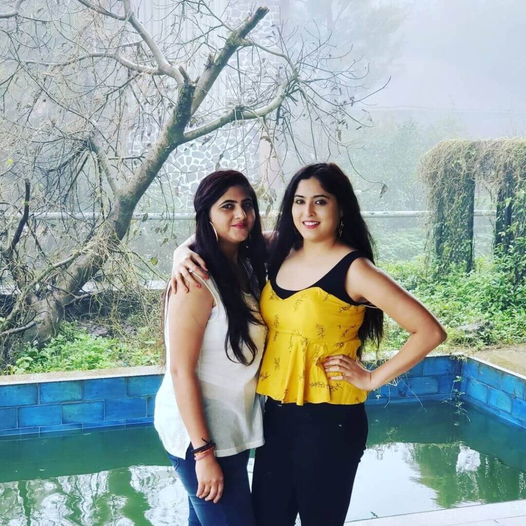 Monika Bhadoriya with sister
