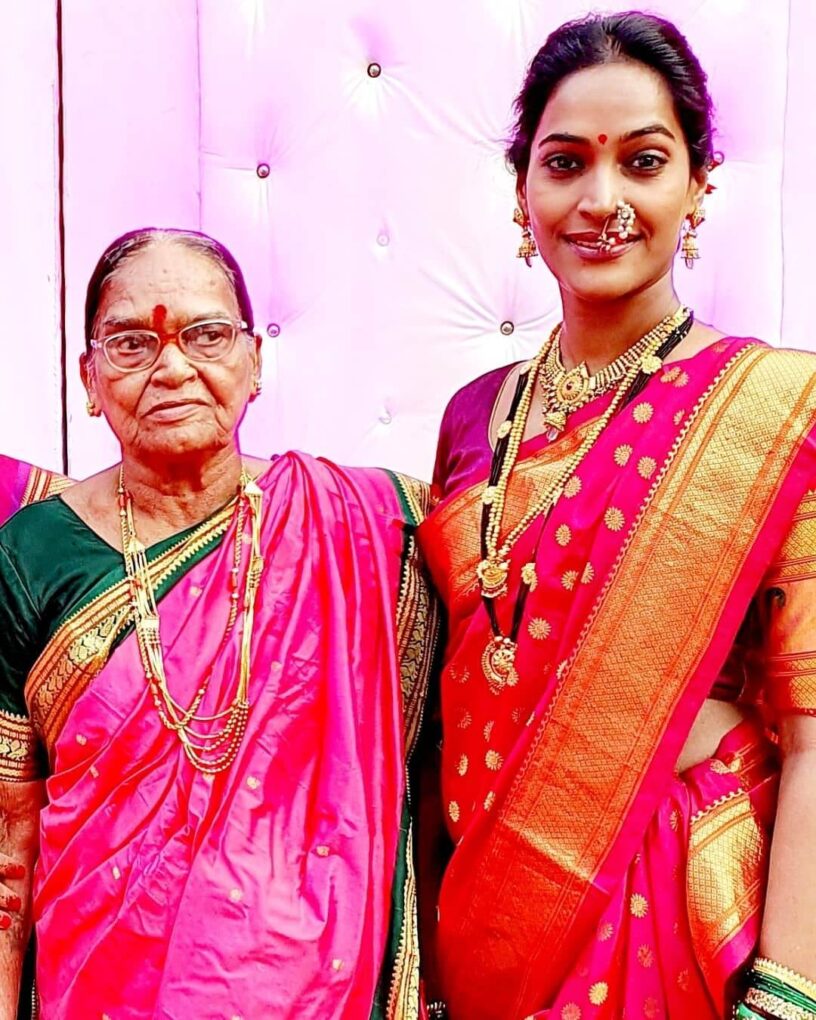 Rajashree Thakur with mother