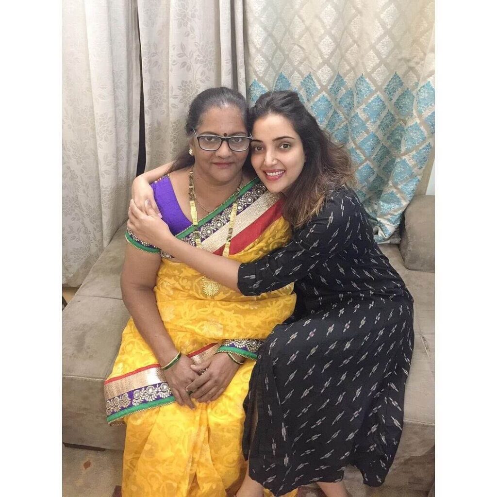 Rupali Bhosale with mother