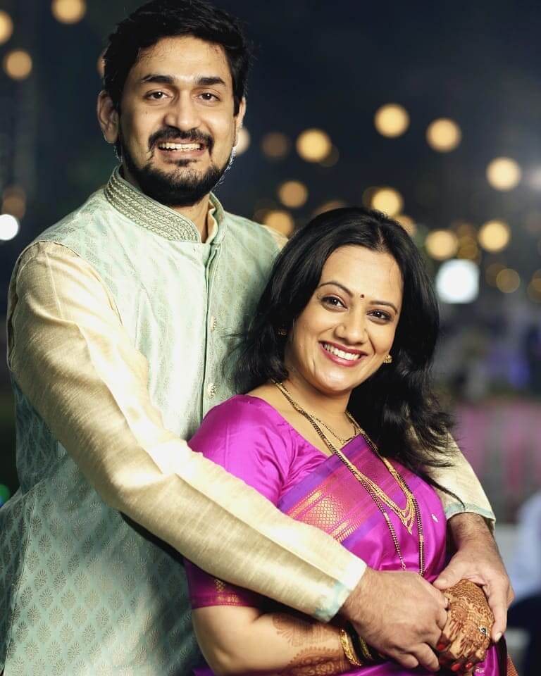 Spruha Joshi with husband
