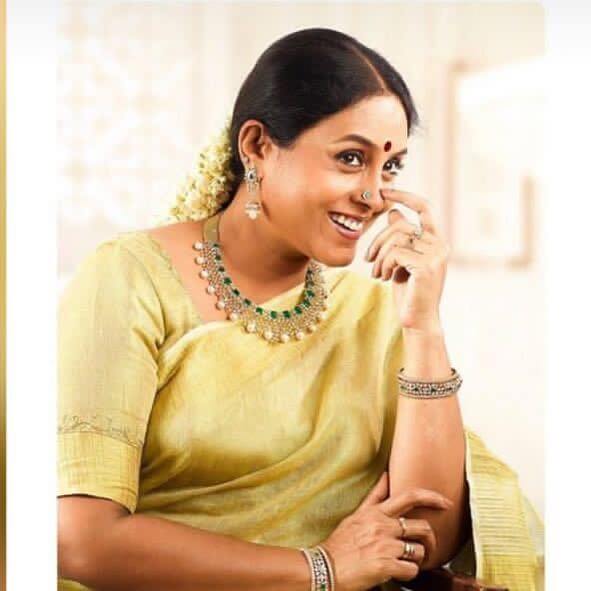 Actress Saranya Ponvannan close up shot in saree