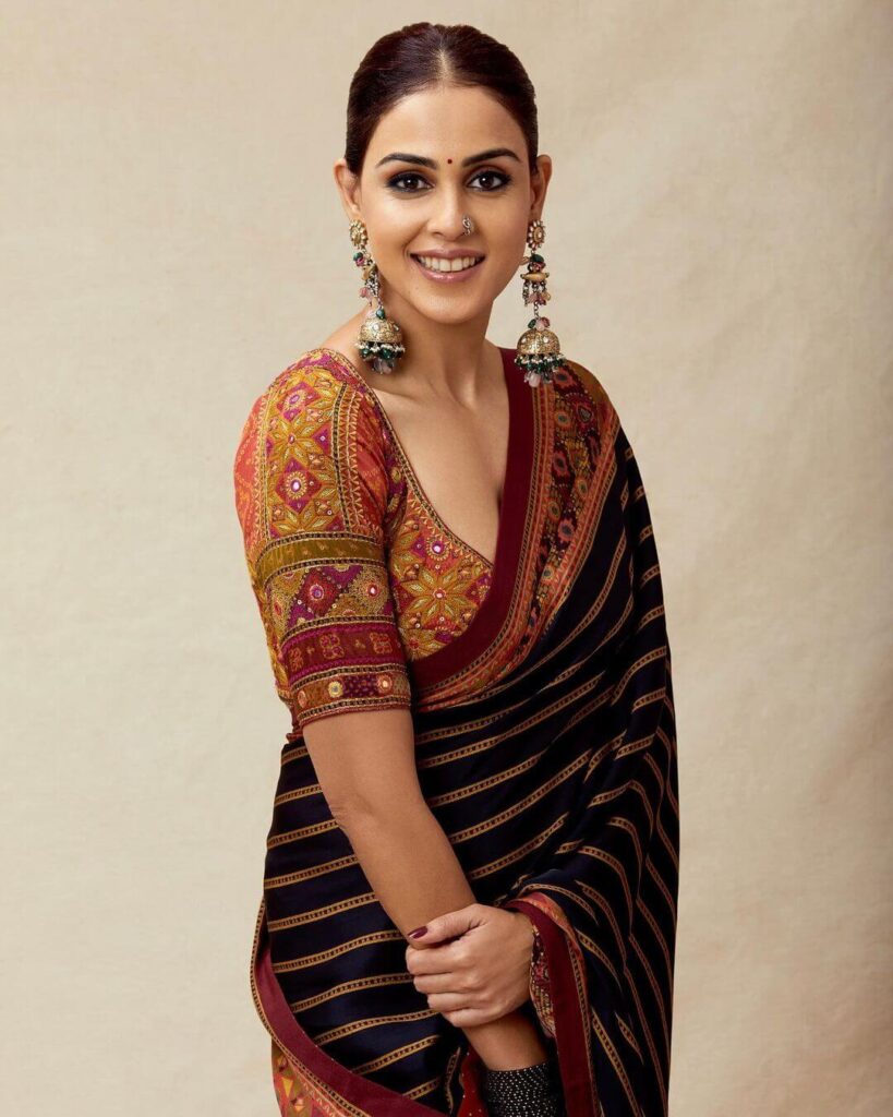 Genelia Deshmukh in sexy saree