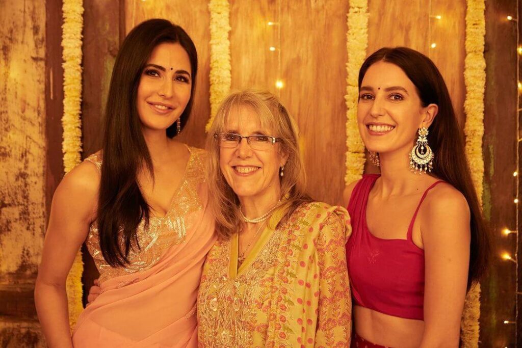 Katrina Kaif with sister and mother
