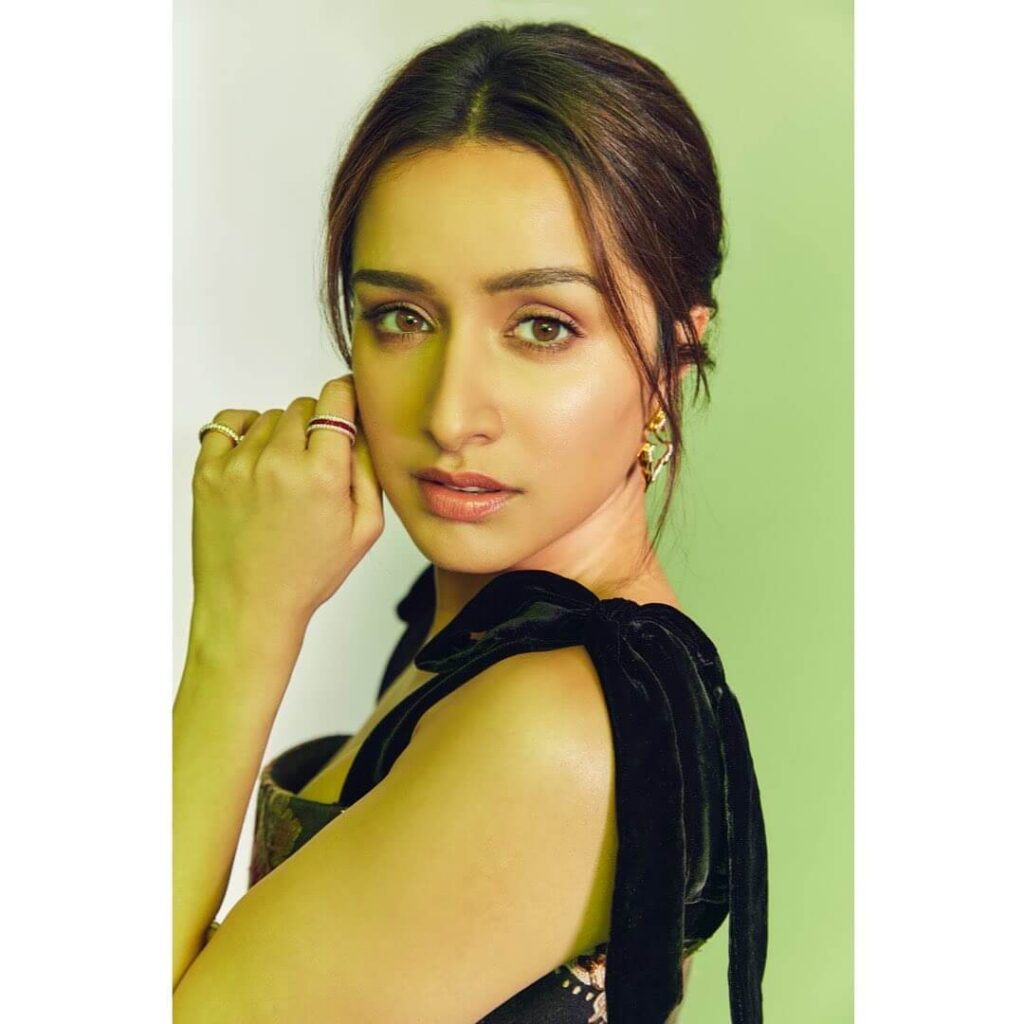 Shraddha Kapoor close up shot in black outfit