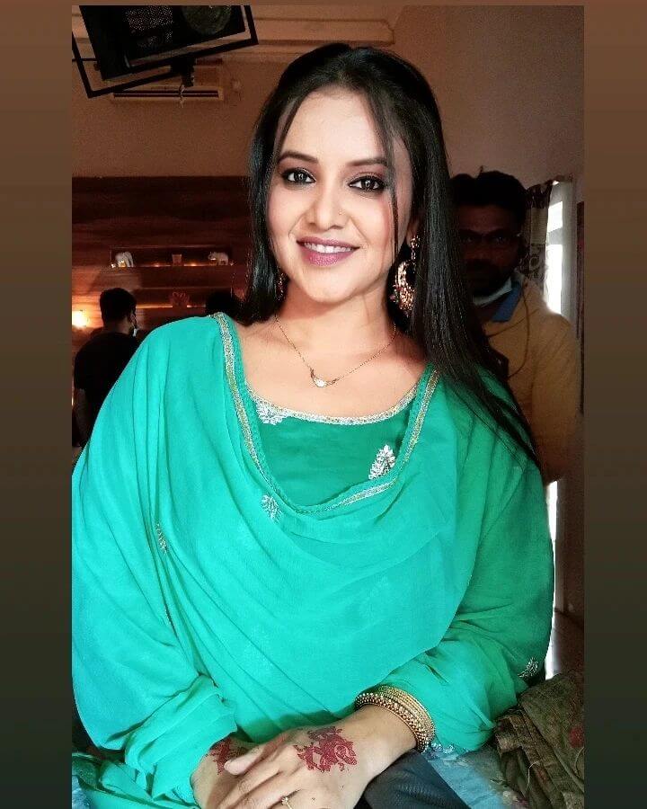 Priya Gamre in stylish salwar