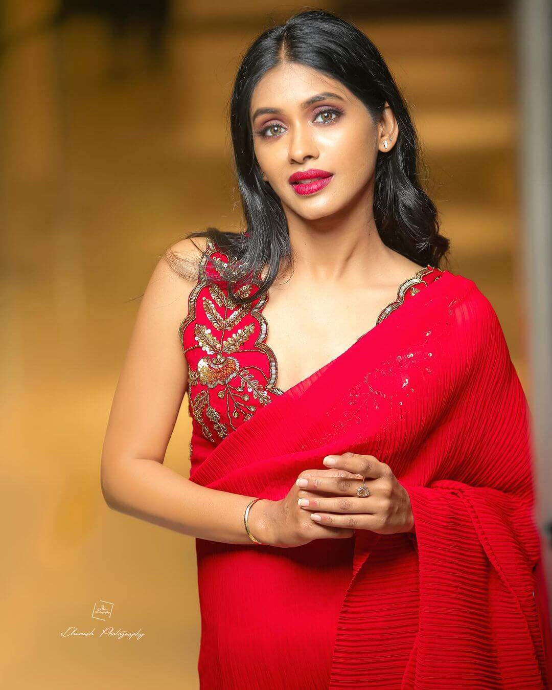 Anjali Patil in sexy red saree