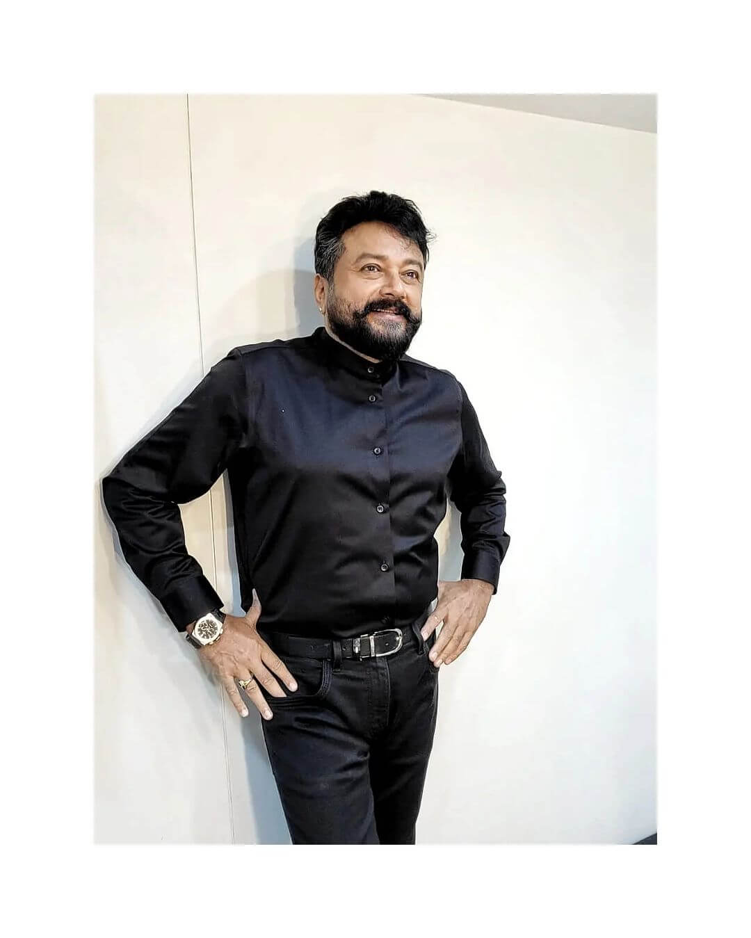 Actor Jayaram in stylish black outfit