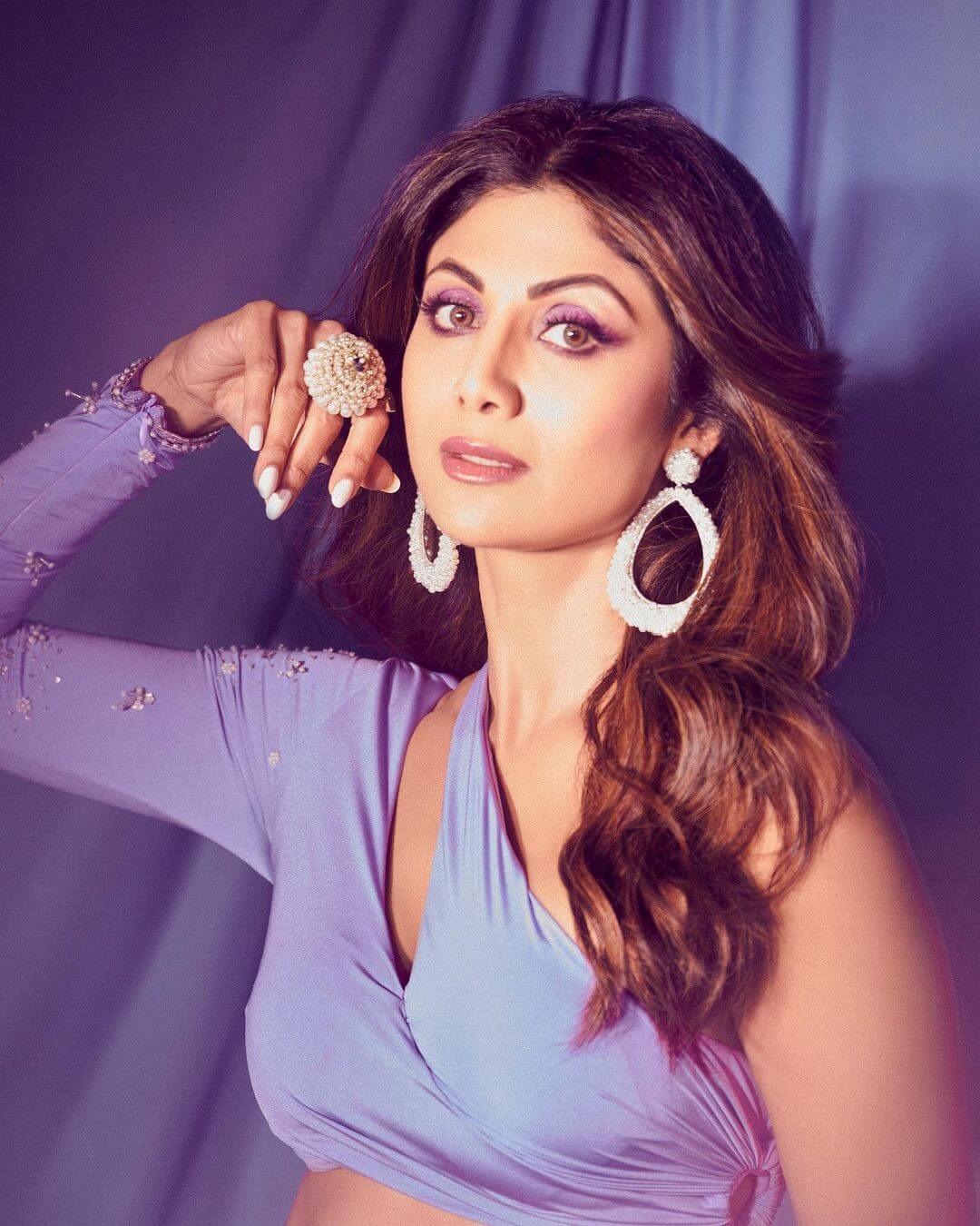 Actress Shilpa Shetty in sexy outfit