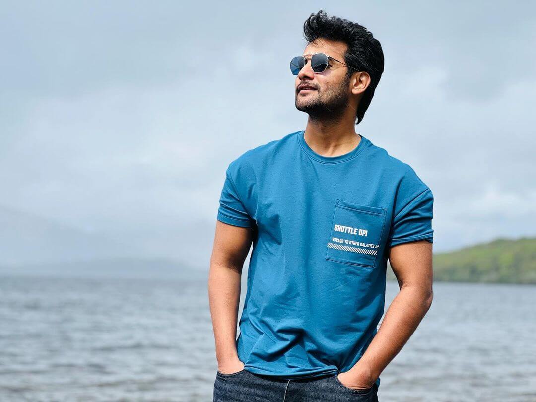 Actor Aadi in blue tshirt