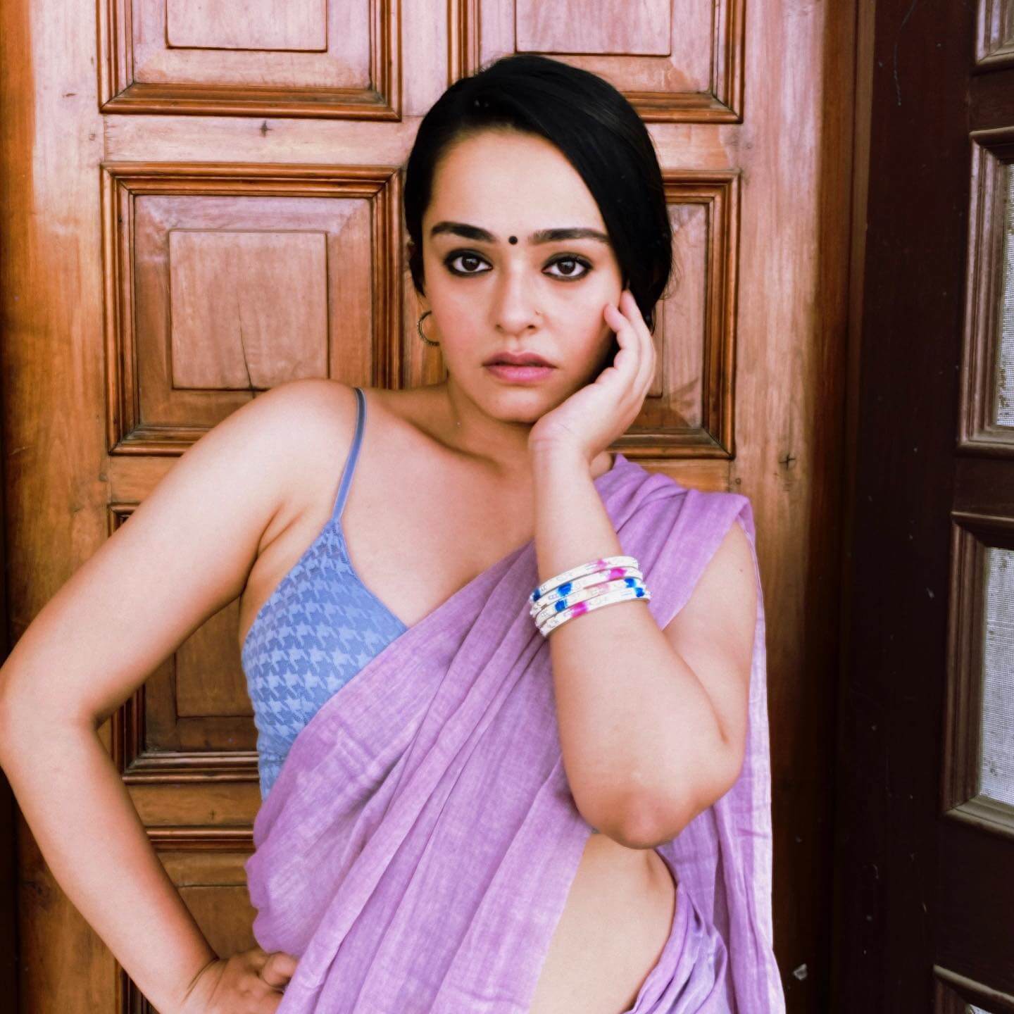 Actress Apoorva Arora in sexy saree and sleevless blows