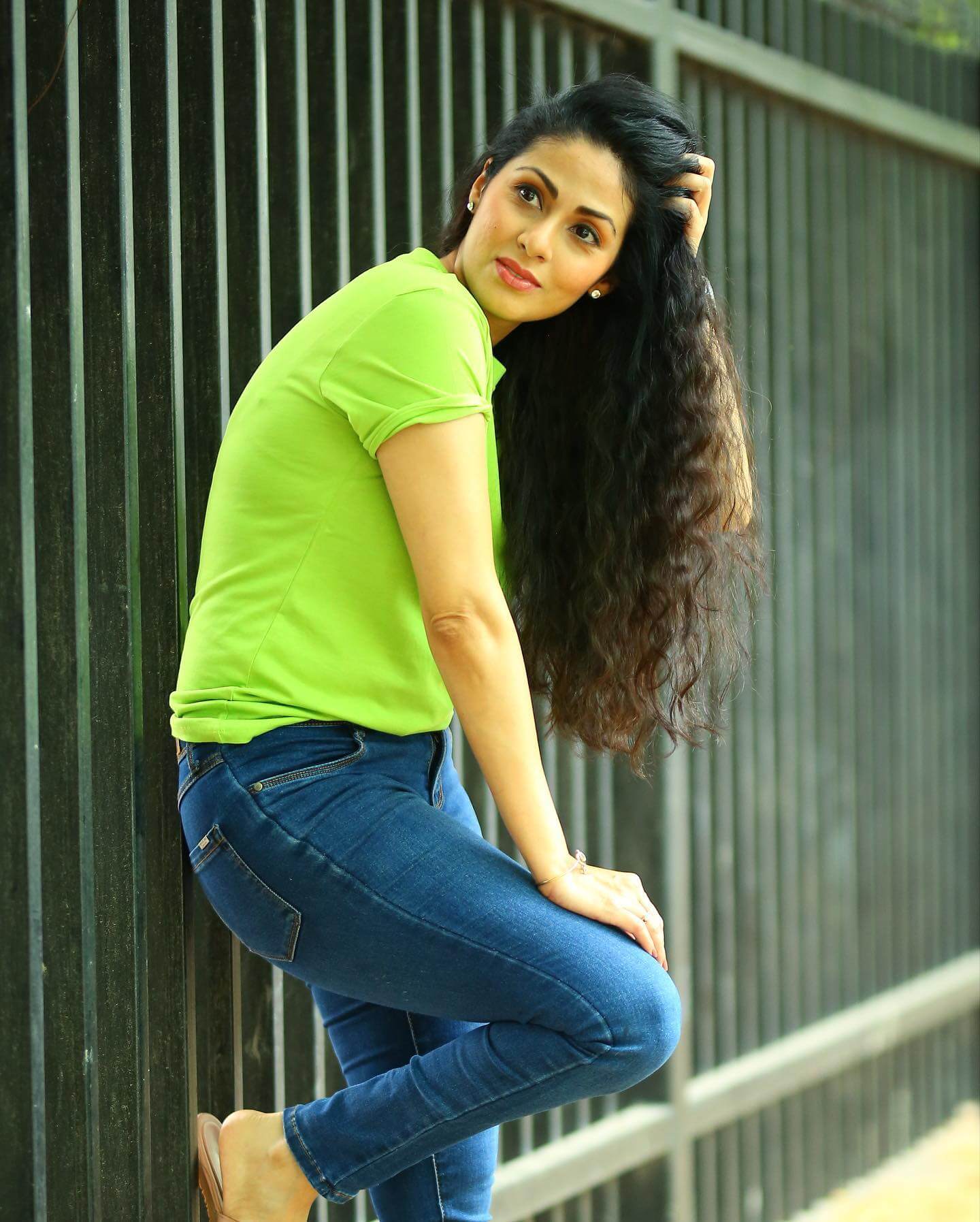 Actress Sadha in green tshirt