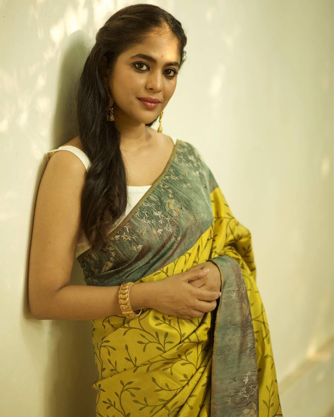 Actress Srinda saree and white sleeveless blows