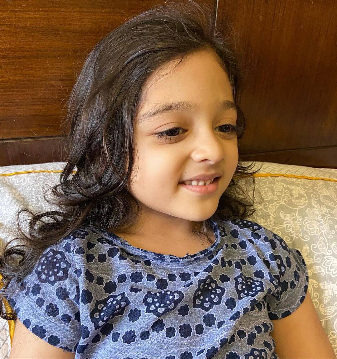 Child actress Hera Mishra face close up shot