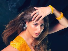 Shreya Mehta in sexy yellow blouse and blue saree