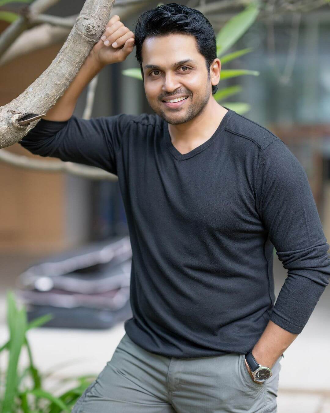 Actor Karthi close up shot in black tshirt