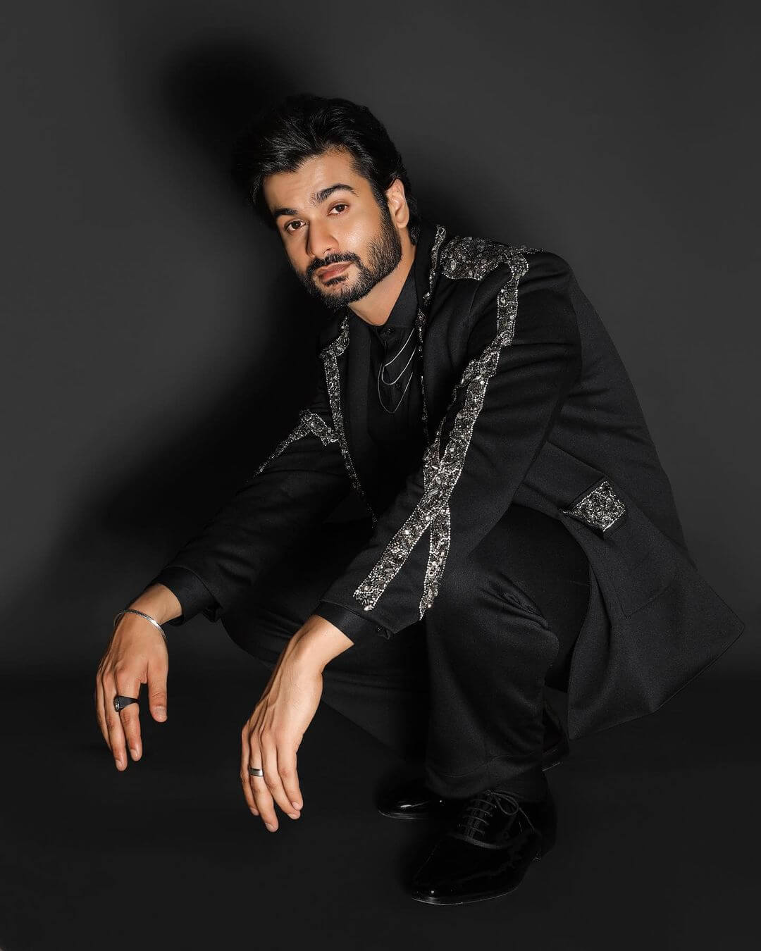 Actor Sunny Kaushal in black outfit