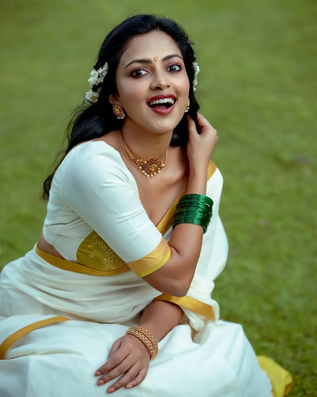 Actress Amala Paul in traditional Kerala saree