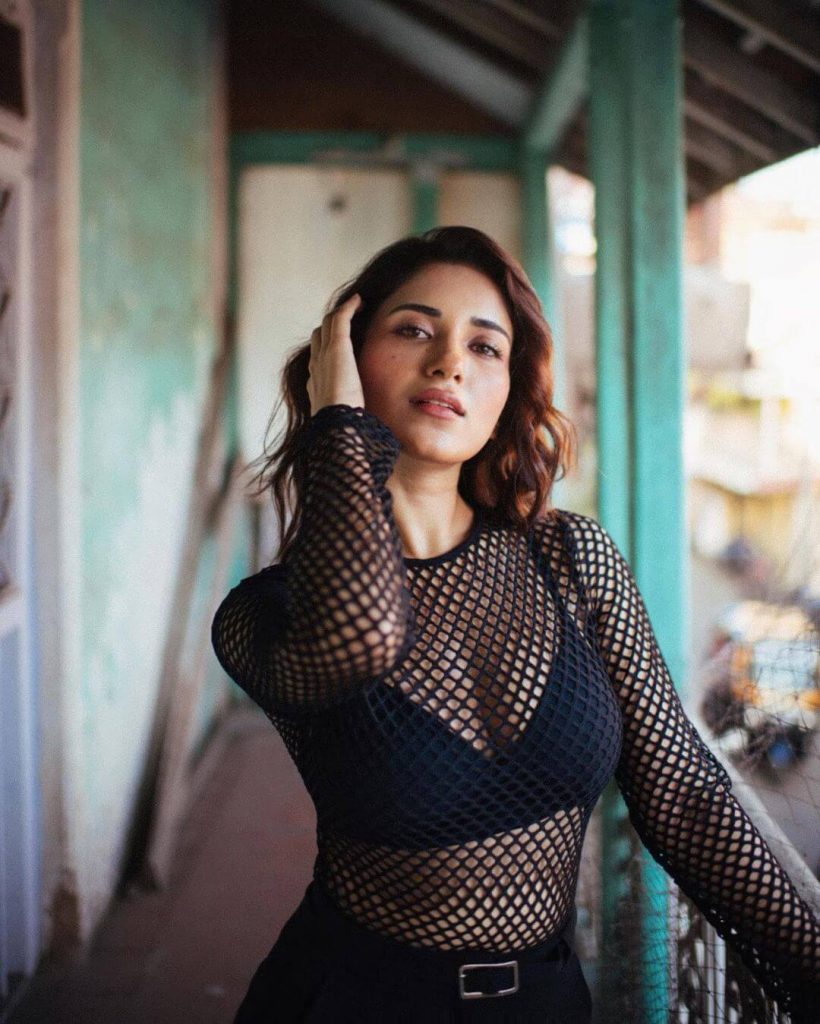 Actress Ruhani Sharma in sexy black outfit