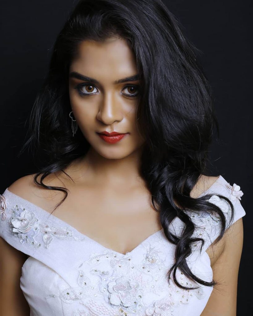 Lakshmi Priya close up